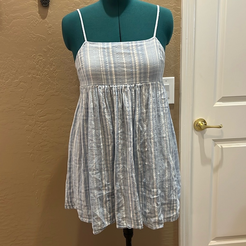 American Eagle Babydoll summer dress. No tags but never worn. M